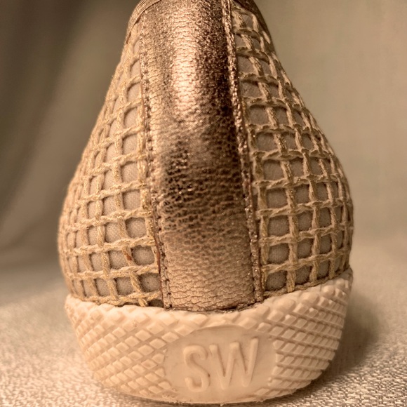 Stuart Weitzman gold & cream leather sneakers Mojave loafers obsessorize sole - Picture 6 of 15